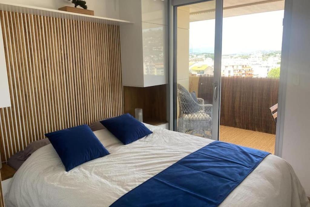 Vue Panoramique, Plage A 100M Cannes Kültér fotó